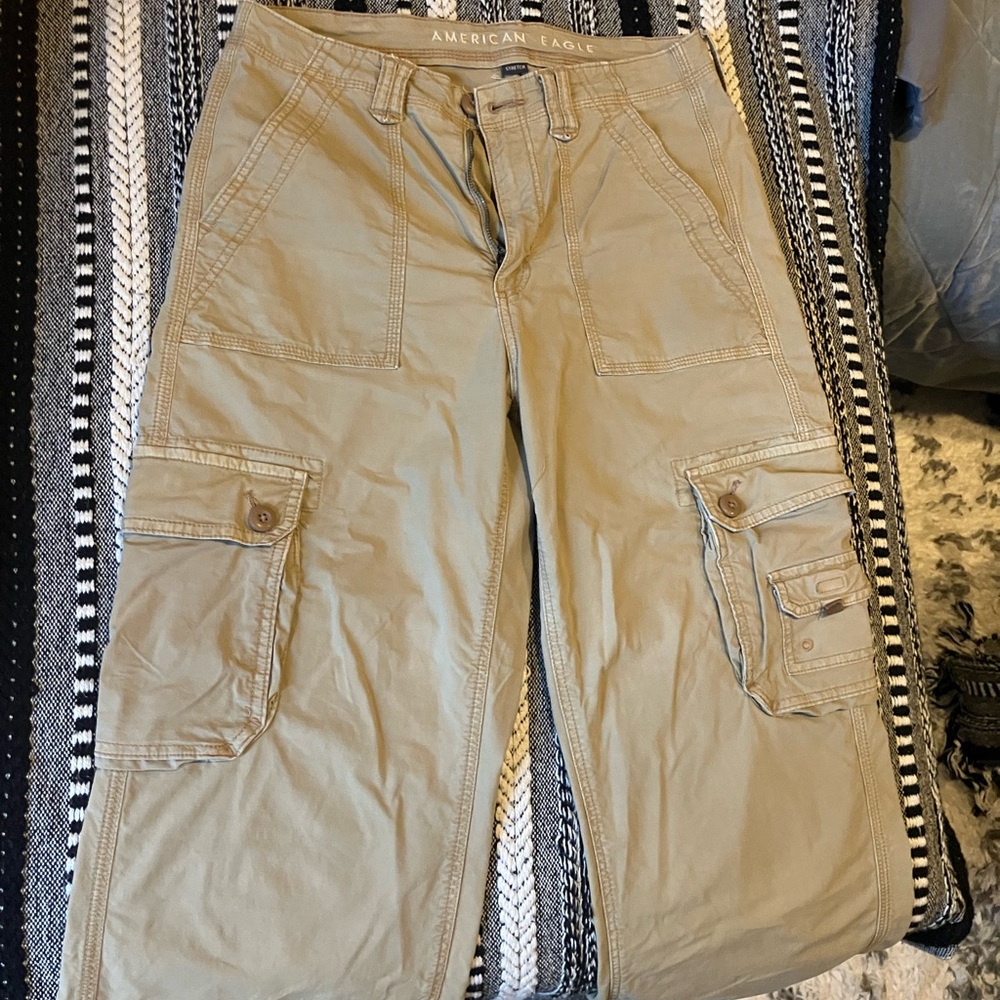 American Eagle Outfitters Women's Tan Cargo Pants